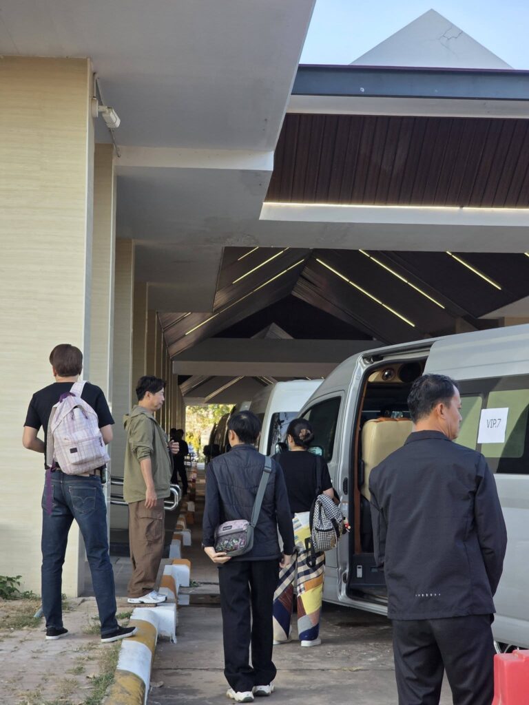 Journey VIP Vans